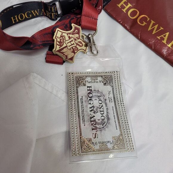 NEW Harry Potter exclusive Loot Crate watch lanyard pin reusable Hogwarts bag - Picture 3 of 9
